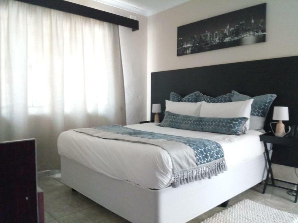Savannah Guest House Πολοκουάνε Εξωτερικό φωτογραφία
