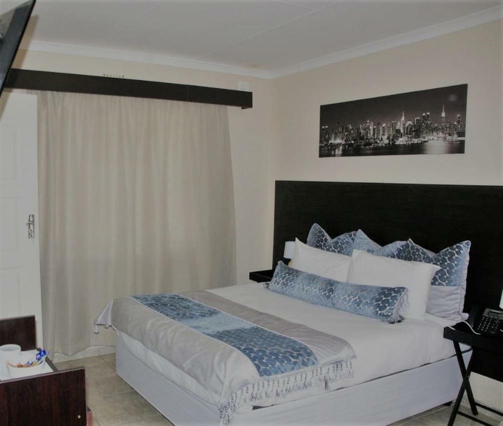 Savannah Guest House Πολοκουάνε Εξωτερικό φωτογραφία