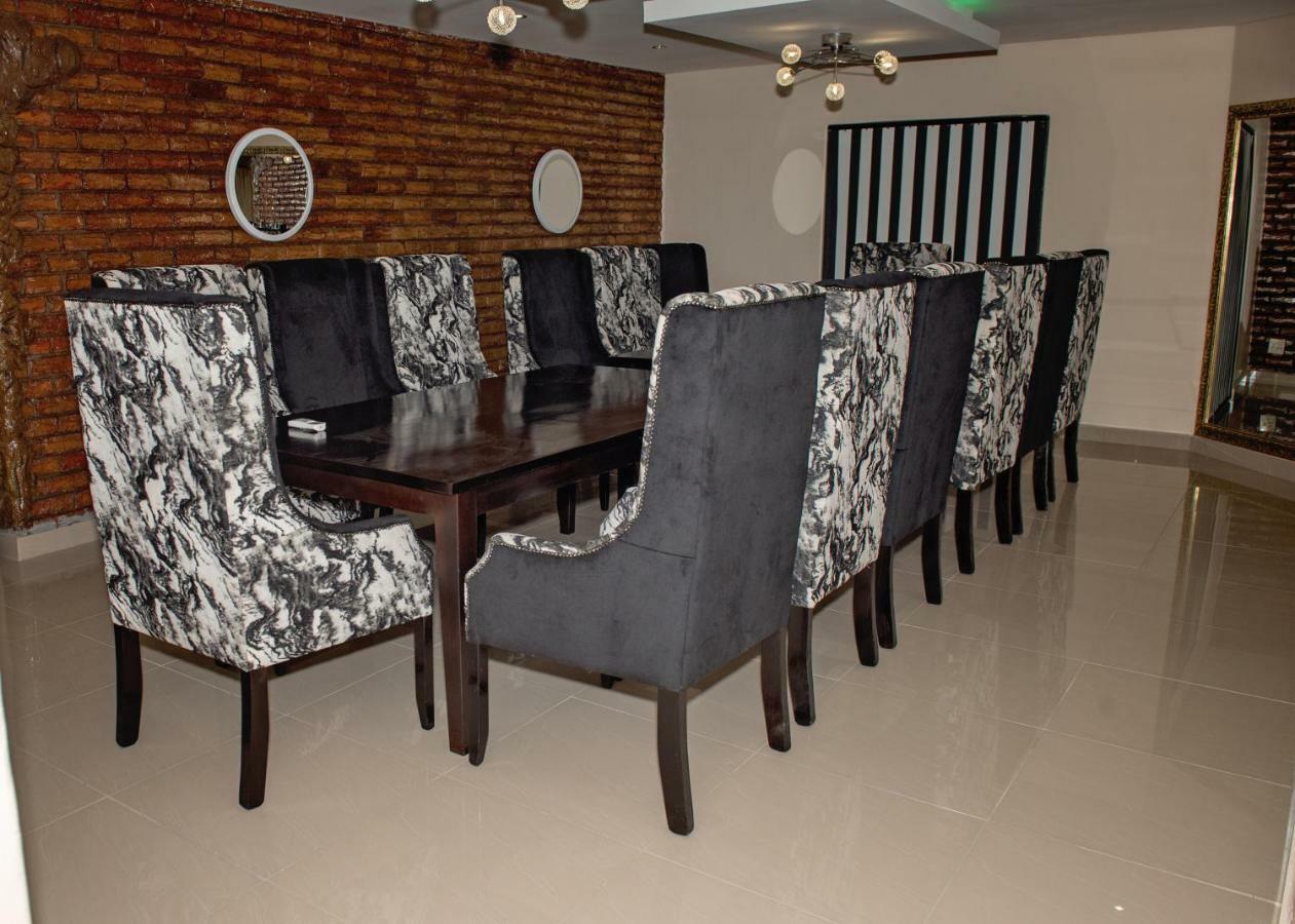 Savannah Guest House Πολοκουάνε Εξωτερικό φωτογραφία