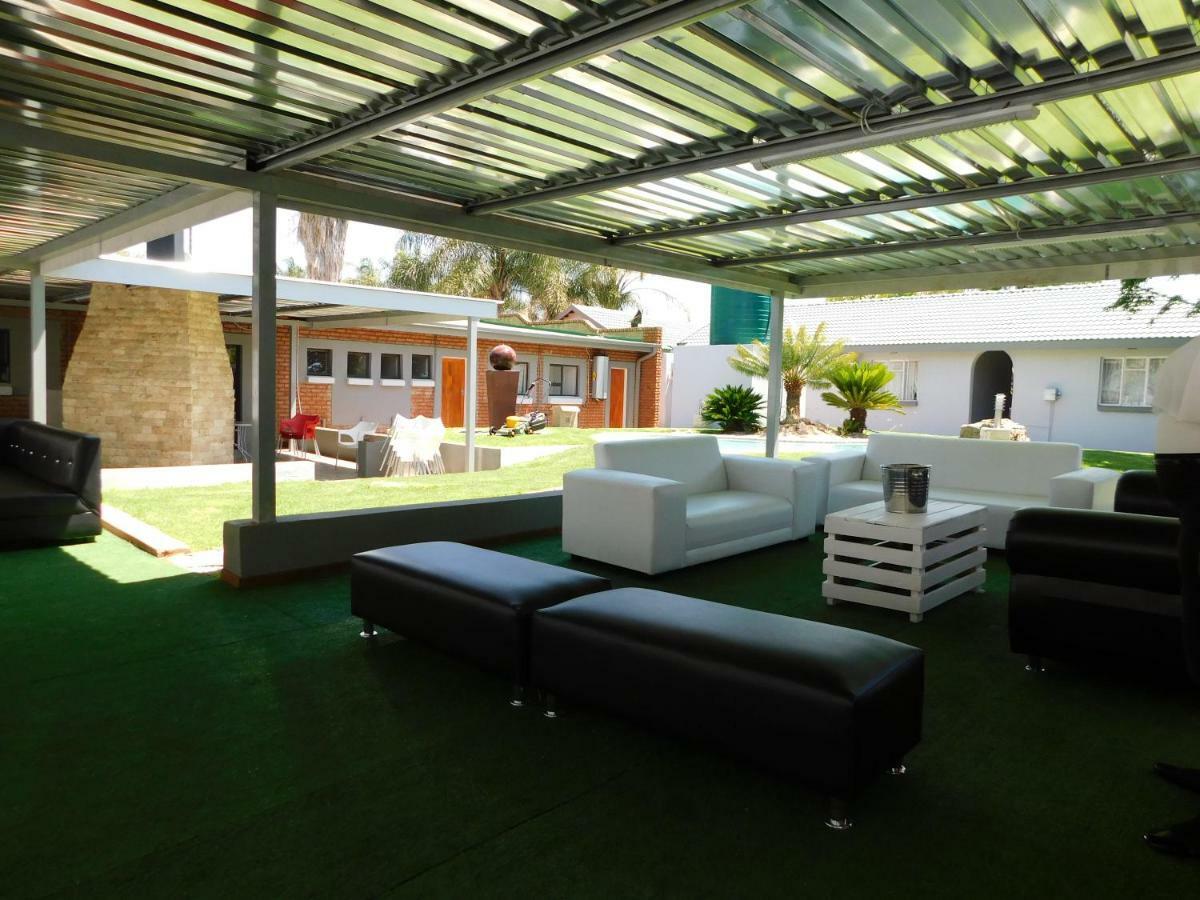Savannah Guest House Πολοκουάνε Εξωτερικό φωτογραφία